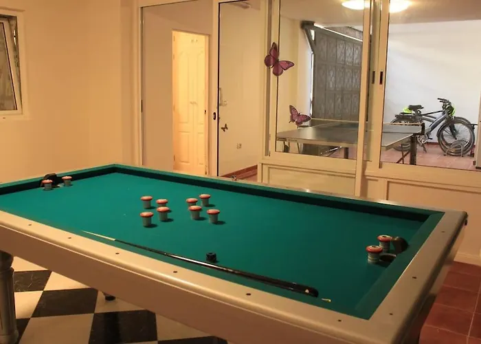 Βίλα Cristianos *